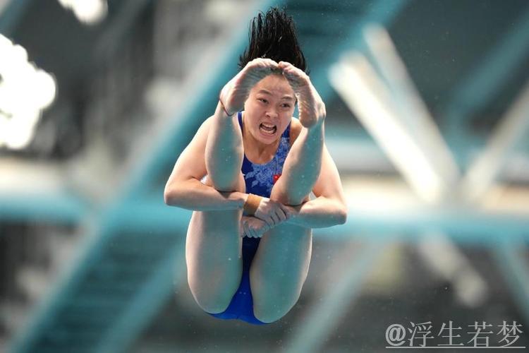 中国跳水队轻松摘得世锦赛首金